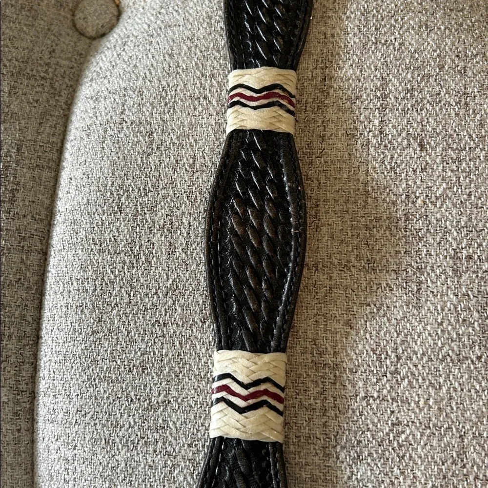 TONY LAMA MENS BLACK SCALLOPED RAWHIDE BELT SIZE 32